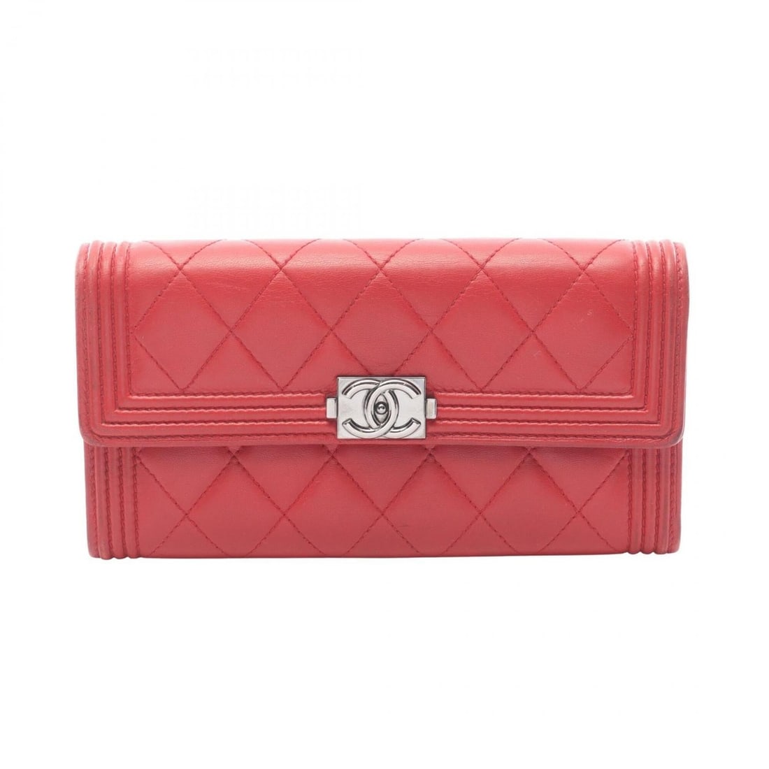Chanel Boy Bi-fold Long Wallet, Lambskin Leather, Women's, Red, A80286: --- Catalog ---Category: SizeSize (HxWxD): 10.5cm x 19.5cm x 3cm / 4.13'' x 7.67'' x 1.18''Category: DesignType: Long wallet (bi-fold)Color: Red colorGender: WomenMaterial: Leather Category: GeneralMP
