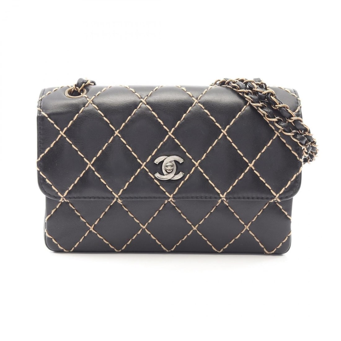 Chanel Wild Stitch Shoulder Bag Handbag Leather Women's Black A14687: --- Catalog ---Category: SizeSize (HxWxD): 17.5cm x 25cm x 6cm / 6.88'' x 9.84'' x 2.36''Category: DesignType: Shoulder bagColor: BlackGender: WomenMaterial: Leather Hardware Color: GoldCategory: Gene
