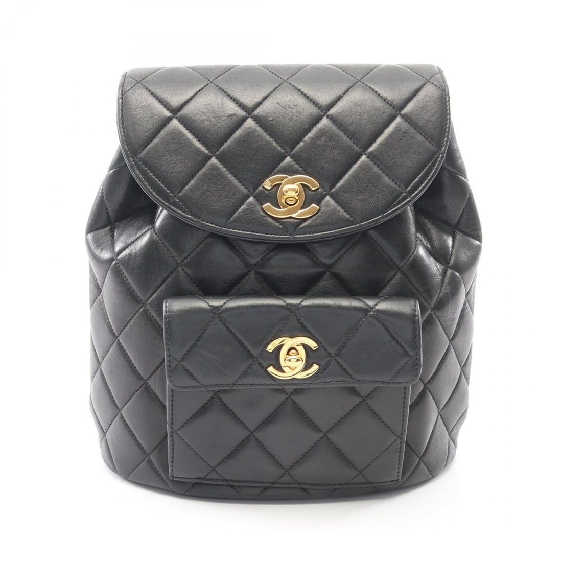 Chanel Matelassé Backpack/Handbag, Lambskin Leather, Women's, Black (A10177): --- Catalog ---Category: SizeSize (HxWxD): 25cm x 21cm x 10cm / 9.84'' x 8.26'' x 3.93''Strap Length: 69cm - 75cm / 27.16'' - 29.52''Category: DesignType: BackpackColor: BlackGender: WomenMaterial: Le