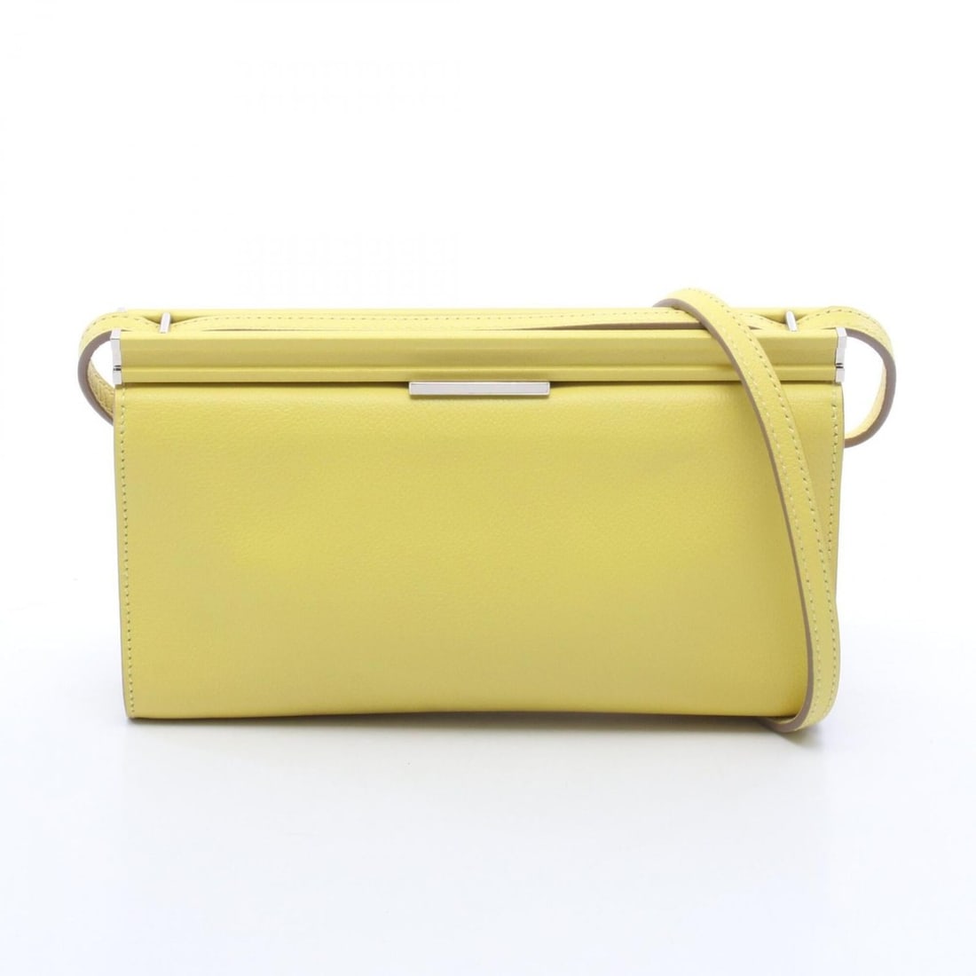 Hermes HERMES Click H 21 Shoulder Bag Handbag Leather Evercolor Women's Yellow H077848CK9R: --- Catalog ---Category: SizeSize (HxWxD): 12cm x 21cm x 4.5cm / 4.72'' x 8.26'' x 1.77''Category: DesignType: Handbag, Shoulder bagColor: Lime, YellowGender: WomenMaterial: Leather Hardware Color: Si