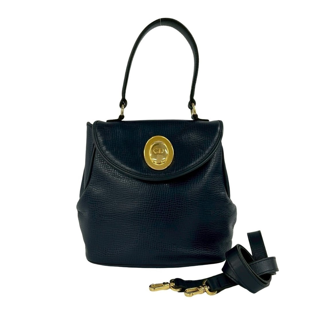 Christian Dior Vintage CD Logo Hardware Leather 2-way Shoulder Bag/Handbag Navy 66665: --- Catalog ---Category: SizeSize (HxWxD): 18.5cm x 20cm x 10cm / 7.28'' x 7.87'' x 3.93''Category: DesignType: Handbag, Shoulder bagColor: NavyGender: WomenMaterial: Leather Category: GeneralBrand: C