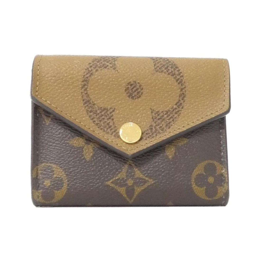 Louis Vuitton Monogram Giant Portefeuille Zoe M80725 Wallet: --- Catalog ---Category: SizeSize (HxWxD): 8cm x 10cm x 2cm / 3.14'' x 3.93'' x 0.78''Category: DesignType: Wallet (tri-fold)Color: Marron, MonogramGender: WomenMaterial: Monogram , Coated canvas