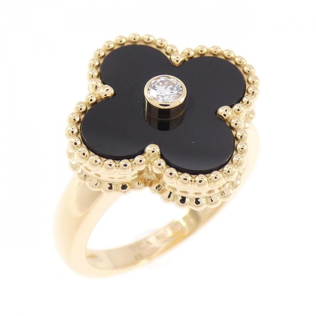 Van Cleef & Arpels Vintage Alhambra Ring: --- Catalog ---Category: SizeJP Size: 8US Size: 4.5Category: DesignType: Band ringGender: WomenMaterial: Yellow gold (18K)Category: GeneralMPN: VCARA41000Brand: Van Cleef & Arpels--- Item List