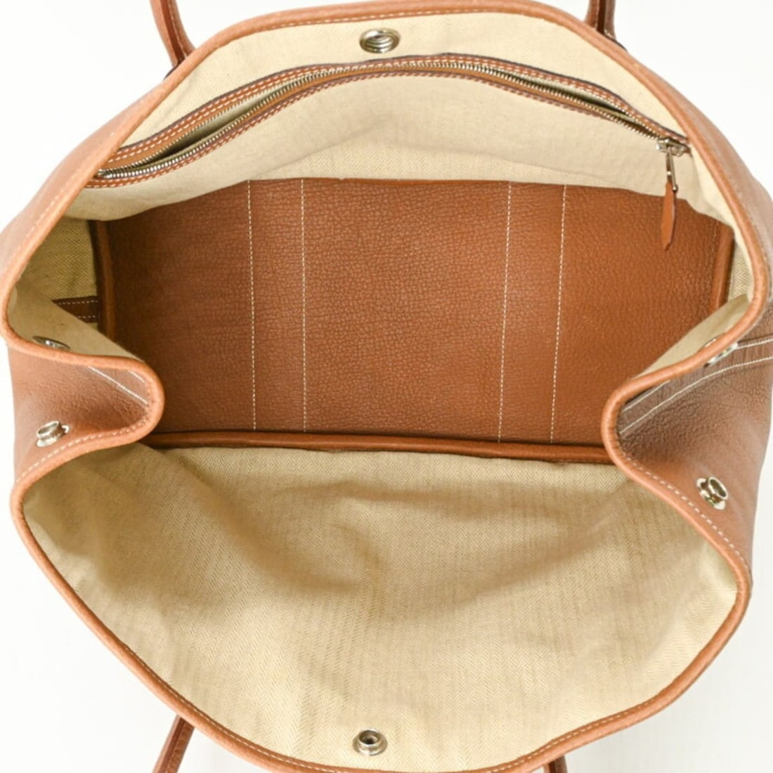 Louis Vuitton Monogram Loop M11267 Shoulder Bag - 11