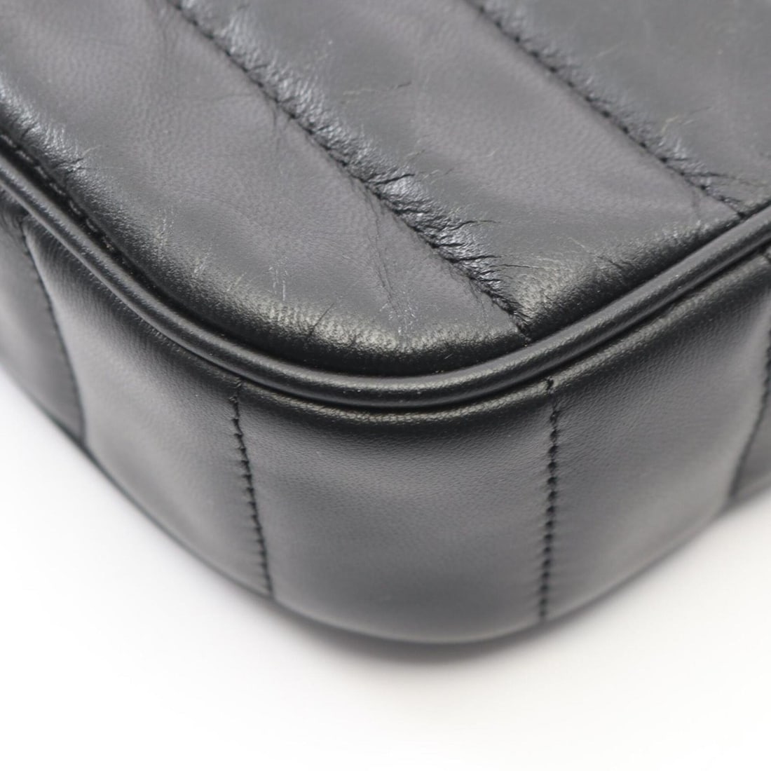 Louis Vuitton Monogram Loop M11267 Shoulder Bag - 7