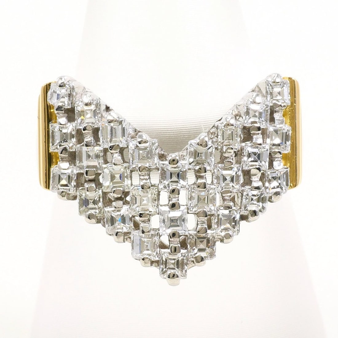 PT900 Platinum 18K Yellow Gold Ring with 1.00ct Diamond, Total Weight 9.2g, Jewelry: --- Catalog ---Category: SizeWeight: 9.2g / 0.32oz.JP Size: 12US Size: 6.5Category: DesignType: Band ringColor: Platinum, Yellow goldMetal: Gold, PlatinumStone: DiamondGender: WomenMaterial: Platinum 