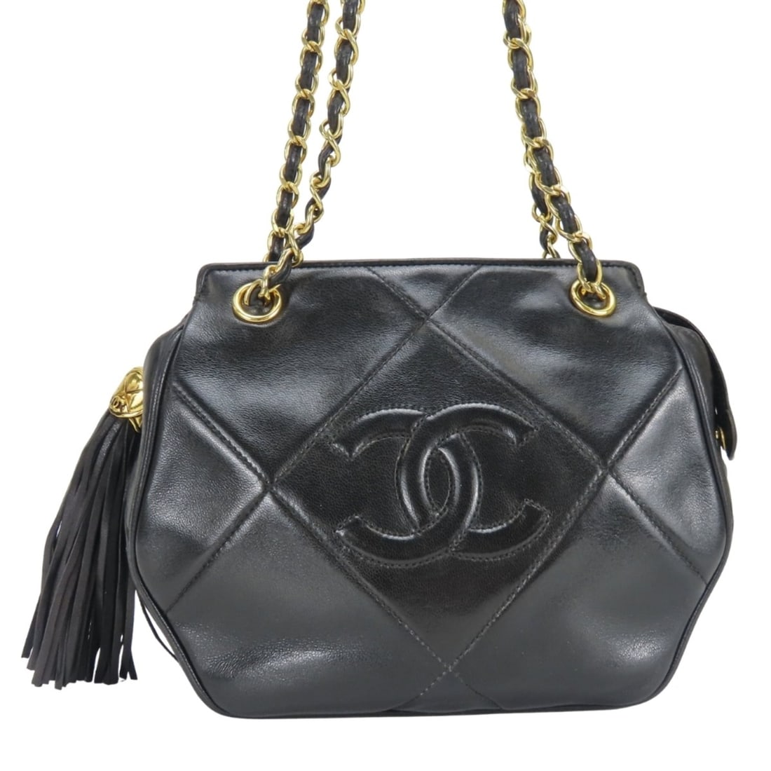 Chanel Shoulder Bag, Fringe, Lambskin, Black, Gold Hardware, Coco Mark, Chain, Women's CHANEL: --- Catalog ---Category: SizeWeight: 495g / 1.09lb.Size (HxWxD): 16.5cm x 21cm x 6.5cm / 6.49'' x 8.26'' x 2.55''Strap Length: 95.5cm / 37.59''Category: DesignType: Shoulder bagColor: BlackGender: Wom