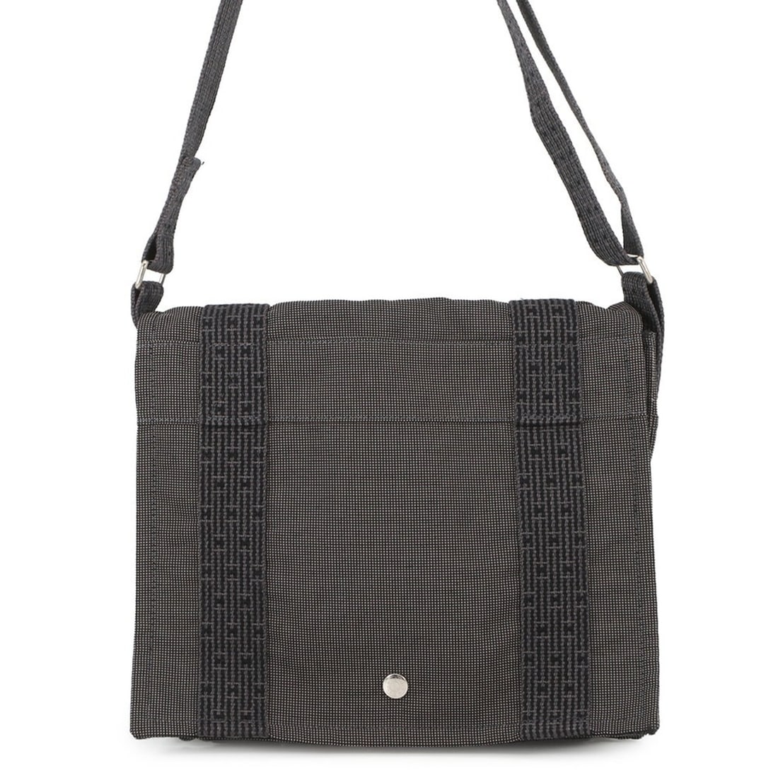 Hermes Shoulder Bag Herline Bassas PM Gray Canvas HERMES Men's Handbag: --- Catalog ---Category: SizeWeight: 550g / 1.21lb.Size (HxWxD): 25cm x 31cm x 8cm / 9.84'' x 12.2'' x 3.14''Strap Length: 70cm - 118cm / 27.55'' - 46.45''Category: DesignType: Handbag, Shoulder