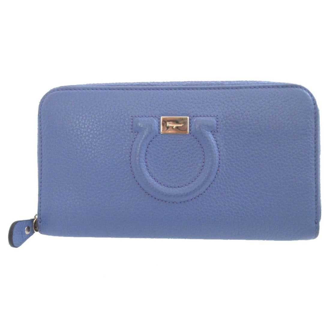 Excellent condition Salvatore Ferragamo Gancini 22C843 Leather Purple Round Zip Long Wallet: --- Catalog ---Category: SizeSize (HxWxD): 11cm x 19.5cm x 2cm / 4.33'' x 7.67'' x 0.78''Category: DesignType: Long wallet (bi-fold)Color: PurpleGender: WomenMaterial: Leather Category: GeneralMPN: 22