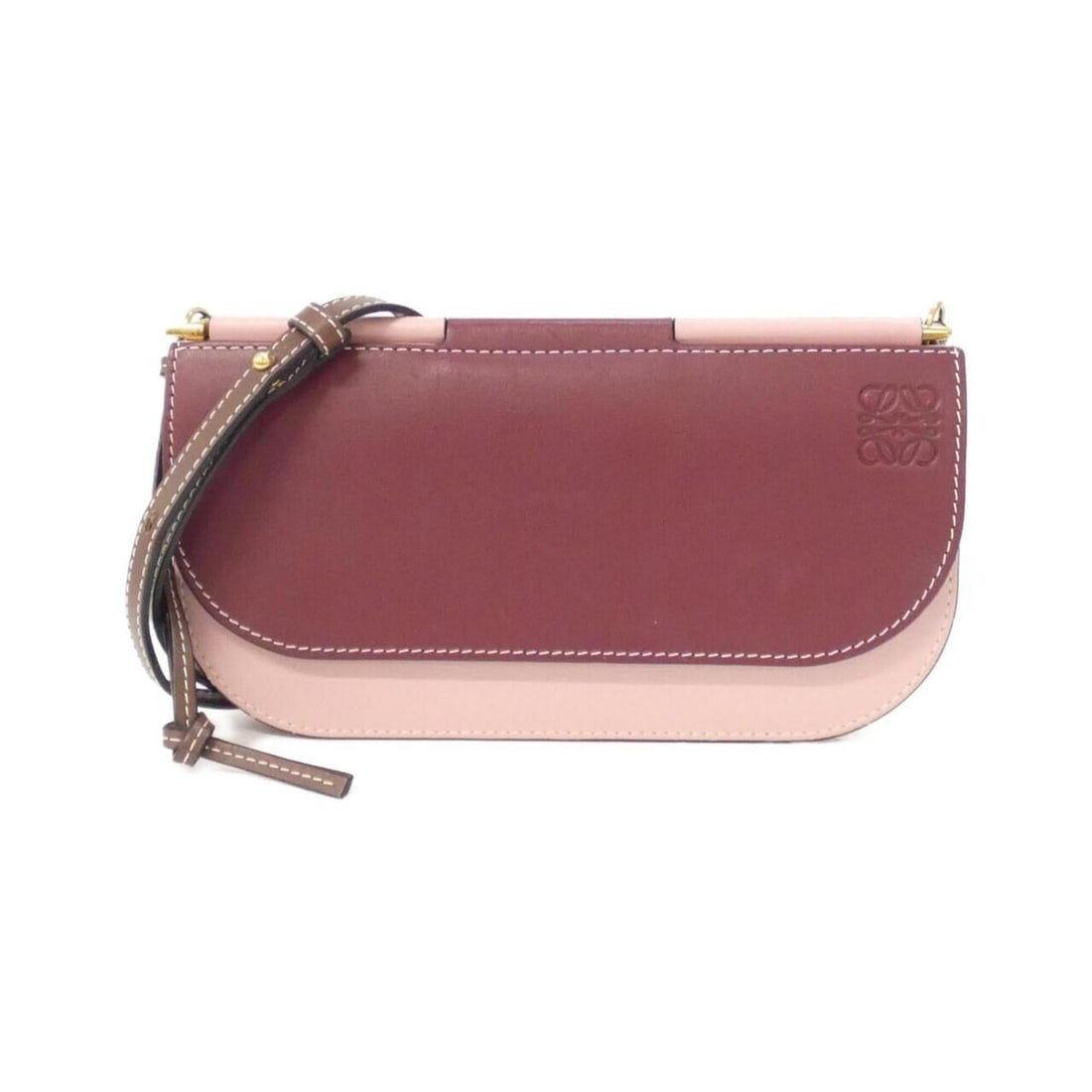 Loewe Gate Pochette 113 54BU52 Shoulder Wallet: --- Catalog ---Category: SizeSize (HxWxD): 11cm x 21cm x 3cm / 4.33'' x 8.26'' x 1.18''Category: DesignType: Chain/Shoulder walletColor: WineGender: WomenMaterial: Leather Category: GeneralMPN: 113
