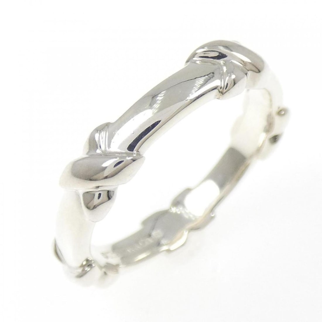 Tiffany Signature Ring: --- Catalog ---Category: SizeJP Size: 19.5US Size: 9.5Category: DesignType: Band ringGender: WomenMaterial: Silver 925Category: GeneralBrand: Tiffany--- Item List ---Section: ConditionRanking: Rank A 