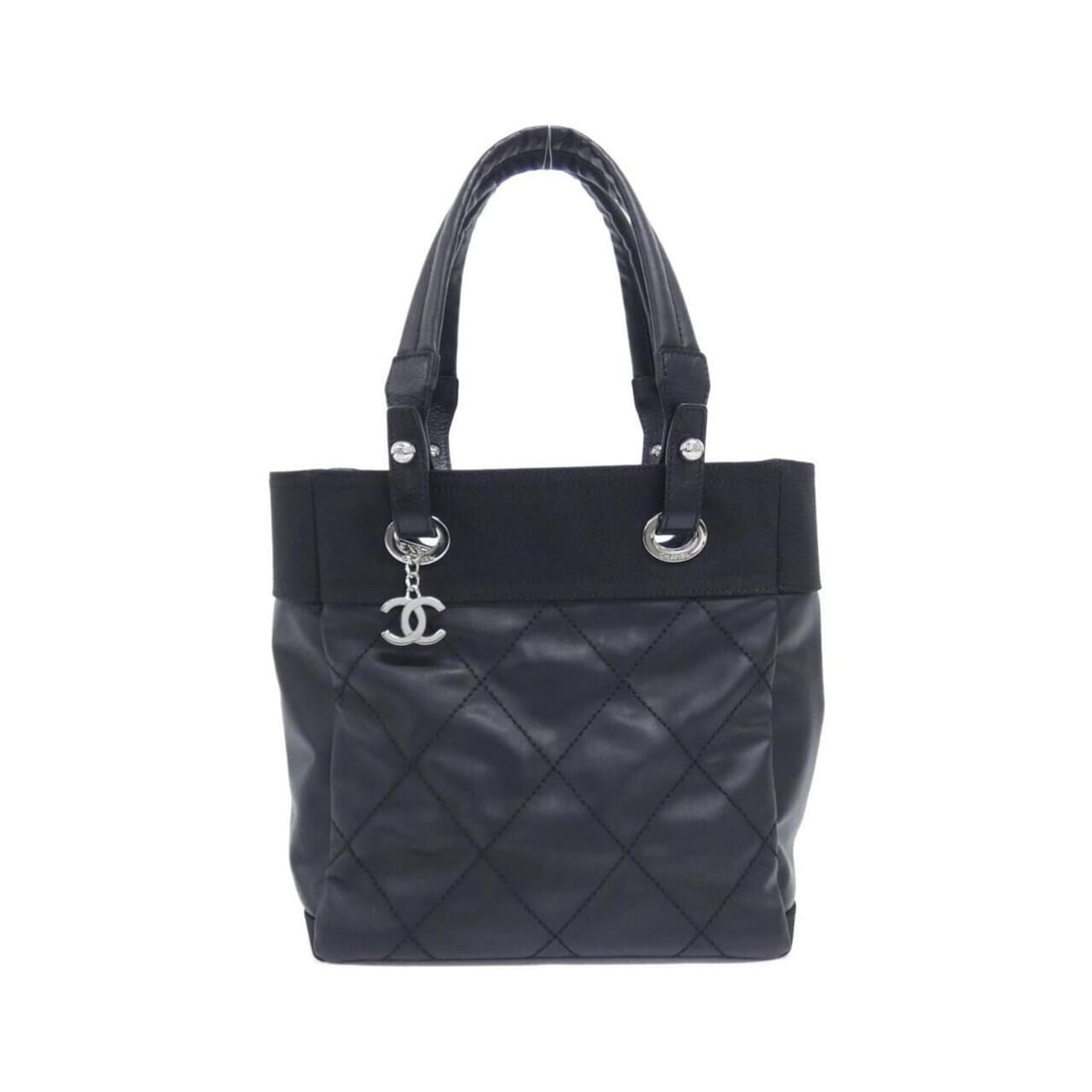 Chanel Paris Biarritz Line 34208 Handbag: --- Catalog ---Category: SizeSize (HxWxD): 27cm x 25cm x 10cm / 10.62'' x 9.84'' x 3.93''Category: DesignType: HandbagColor: BlackGender: WomenMaterial: Canvas Hardware Color: SilverCategory: GeneralM