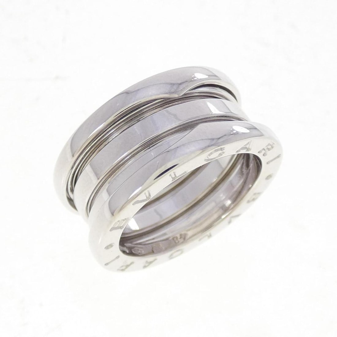 Bvlgari B.zero1 3-band ring: --- Catalog ---Category: SizeUS Size: 4.5Brand Size: 48Category: DesignType: Band ringGender: WomenMaterial: White gold (18K)Category: GeneralBrand: Bvlgari--- Item List ---Section: ConditionRanking: