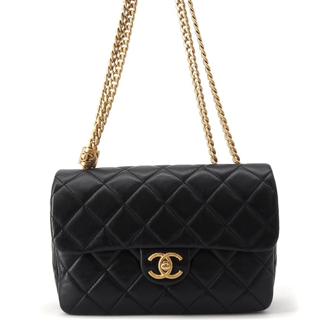 Chanel Chain Shoulder Bag Matelassé Coco Mark Leather AS5863 CHANEL Black Handbag Women's: --- Catalog ---Category: SizeSize (HxWxD): 13cm x 22cm x 6cm / 5.11'' x 8.66'' x 2.36''Category: DesignType: Handbag, Shoulder bagColor: BlackGender: WomenMaterial: Leather Category: GeneralMPN: AS586