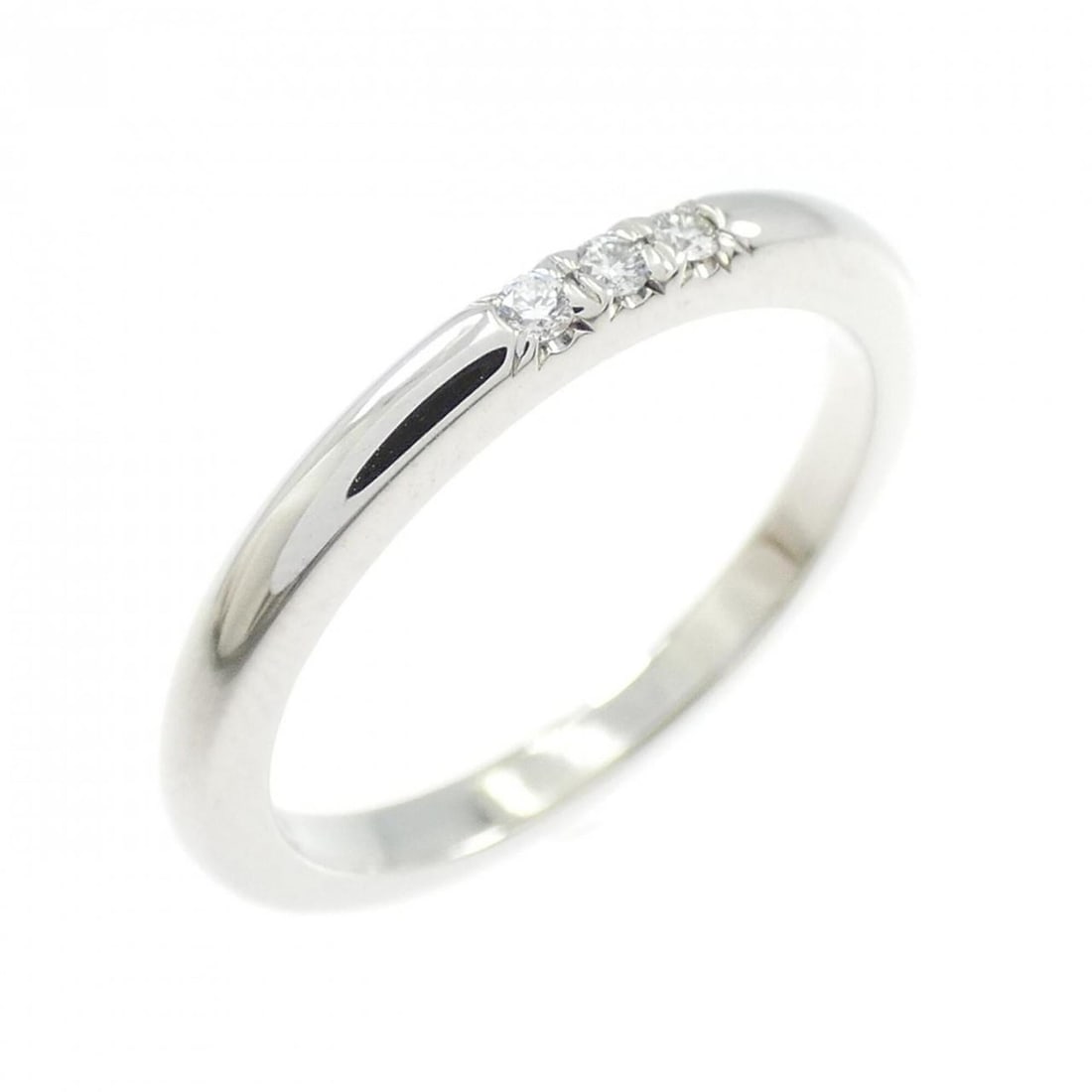 Tiffany Band Ring: --- Catalog ---Category: SizeJP Size: 5US Size: 3.5Category: DesignType: Band ringColor: PlatinumStone: DiamondGender: WomenMaterial: Platinum 950Category: GeneralBrand: Tiffany--- Item List ---Sectio