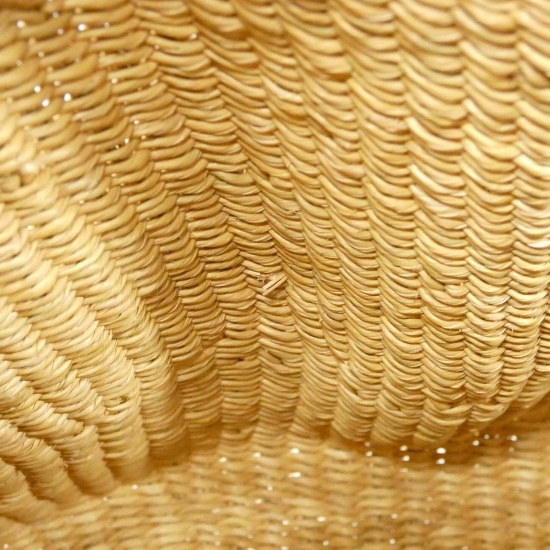 Loewe Shell Basket Handbag A223095X01 - 10
