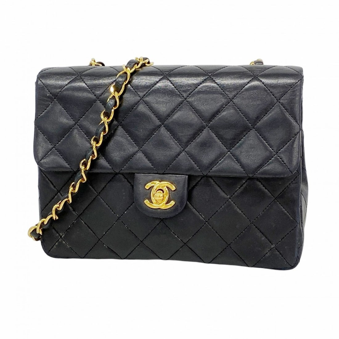 Chanel Mini Matelassé Chain Shoulder Bag, Lambskin, Black, Women's, P2888745: --- Catalog ---Category: SizeSize (HxWxD): 15cm x 20cm x 6.5cm / 5.9'' x 7.87'' x 2.55''Category: DesignType: Shoulder bagColor: BlackGender: WomenMaterial: Leather Hardware Color: GoldLeather/Fur Typ