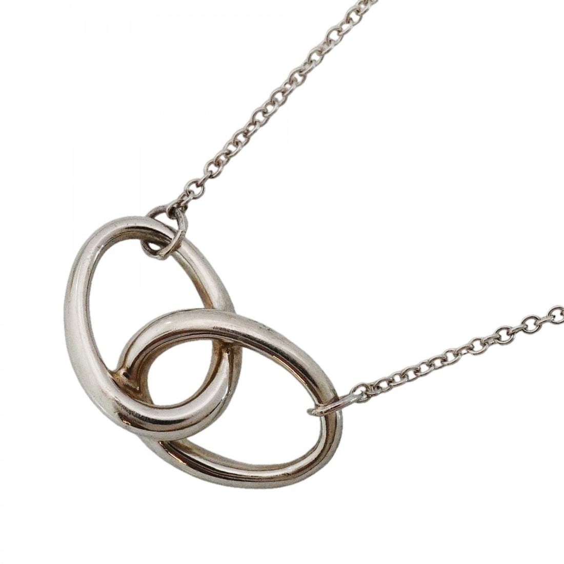 Tiffany & Co. Double Loop Necklace, Sterling Silver 925, Women's: --- Catalog ---Category: SizePendant Size: 10.3mm x 19mm / 0.4'' x 0.74''Neck Circumference: 51 cm / 20.07''Category: DesignGender: WomenMaterial: Silver 925Necklace Type: NecklaceCategory: GeneralBra