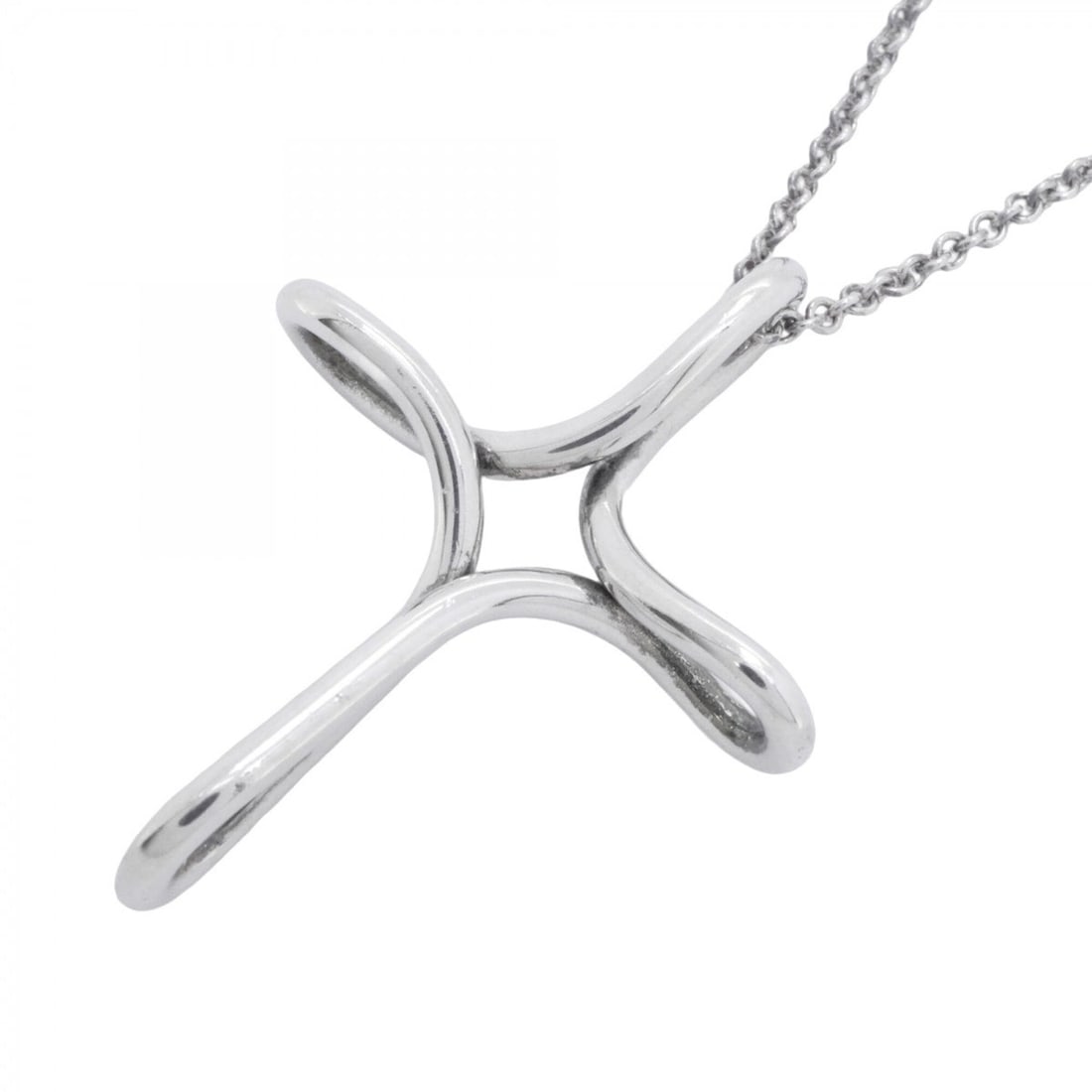 Tiffany & Co. Cross Necklace, Sterling Silver 925, Men's Women's: --- Catalog ---Category: SizePendant Size: 36.7mm x 27.9mm / 1.44'' x 1.09''Neck Circumference: 46.5 cm / 18.3''Category: DesignGender: Men,WomenMaterial: Silver 925Necklace Type: NecklaceCategory: Ge