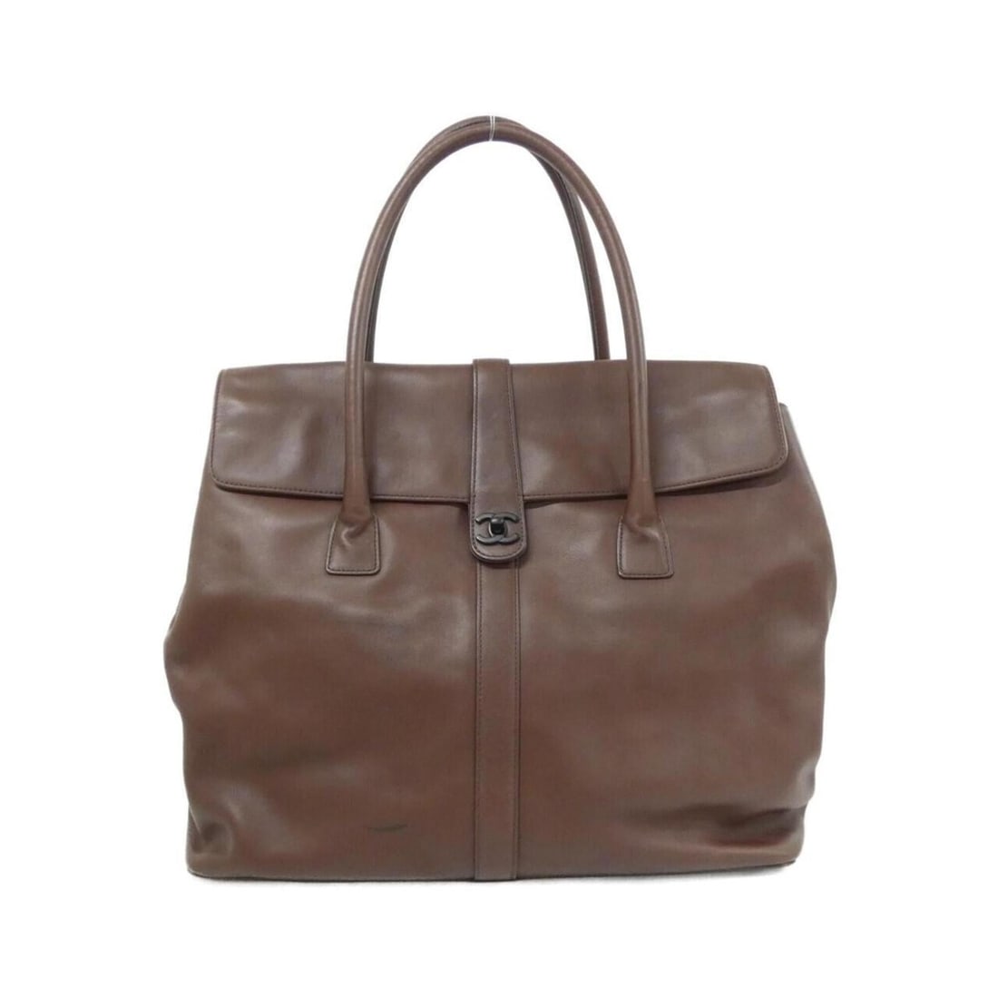 Chanel handbag: --- Catalog ---Category: SizeSize (HxWxD): 35cm x 40cm x 16cm / 13.77'' x 15.74'' x 6.29''Category: DesignType: HandbagColor: BrownGender: WomenMaterial: Leather Leather/Fur Type: CalfskinCategory: