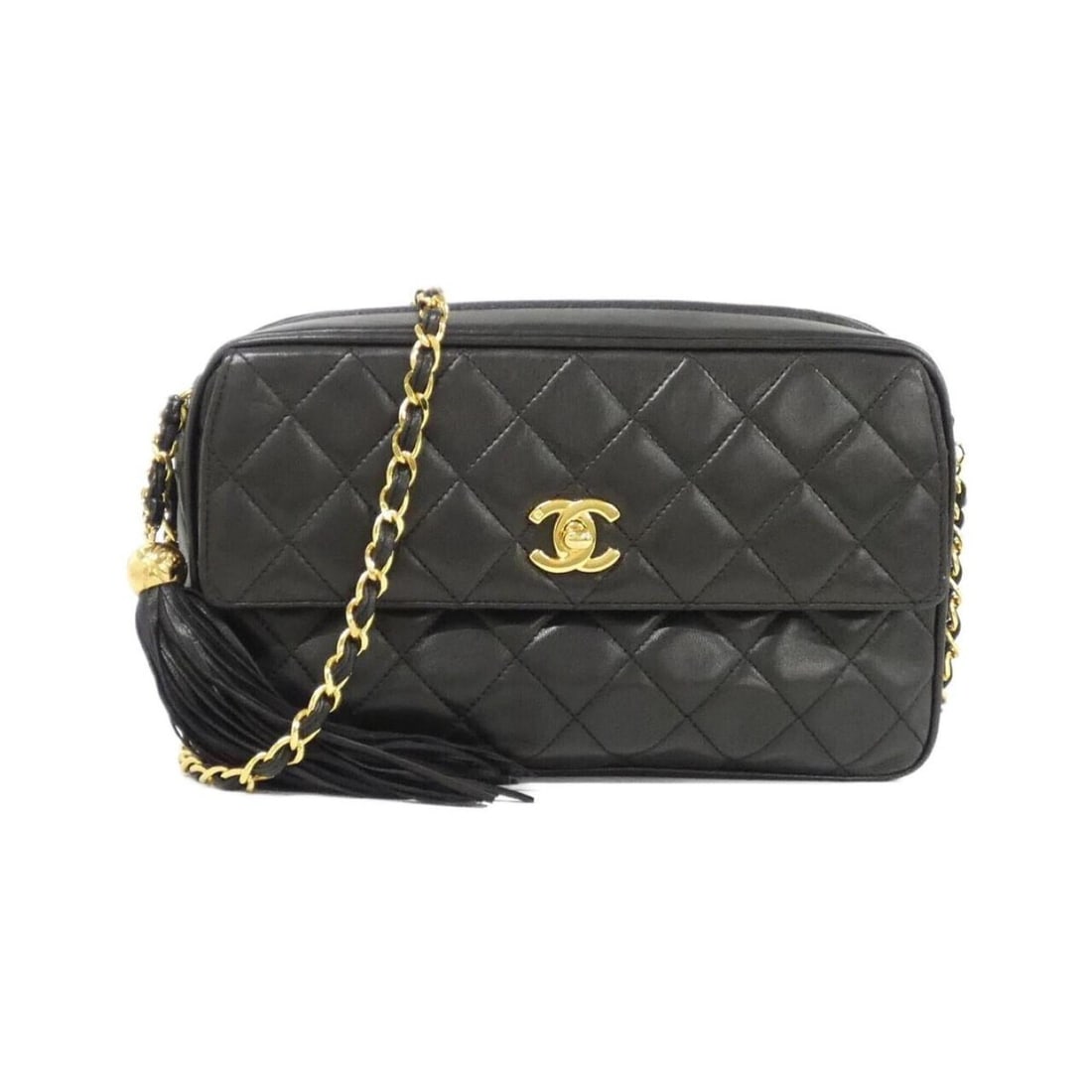 Chanel shoulder bag: --- Catalog ---Category: SizeSize (HxWxD): 14.5cm x 24.5cm x 7cm / 5.7'' x 9.64'' x 2.75''Category: DesignType: Shoulder bagColor: BlackGender: WomenMaterial: Leather Hardware Color: GoldLeather/Fur