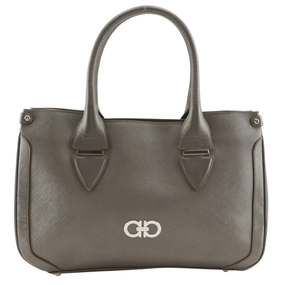 Salvatore Ferragamo Gancini Tote Bag DY-21 7814 Leather Gray A5 Women's: --- Catalog ---Category: SizeSize (HxWxD): 21cm x 35cm x 11cm / 8.26'' x 13.77'' x 4.33''Category: DesignType: Tote bagColor: GrayGender: WomenMaterial: Leather Category: GeneralMPN: DY-21 7814Brand: 
