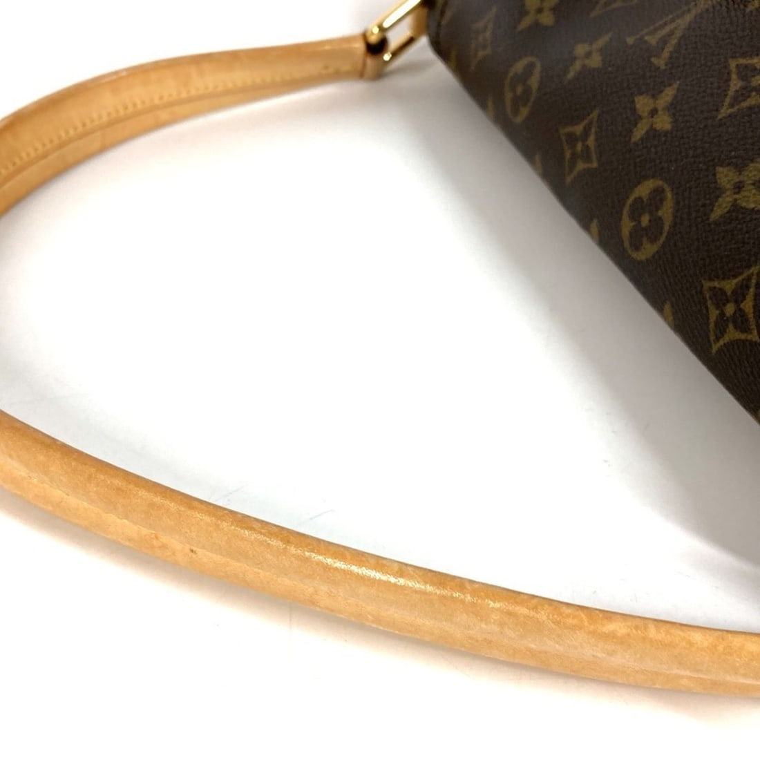 Chanel shoulder bag - 8