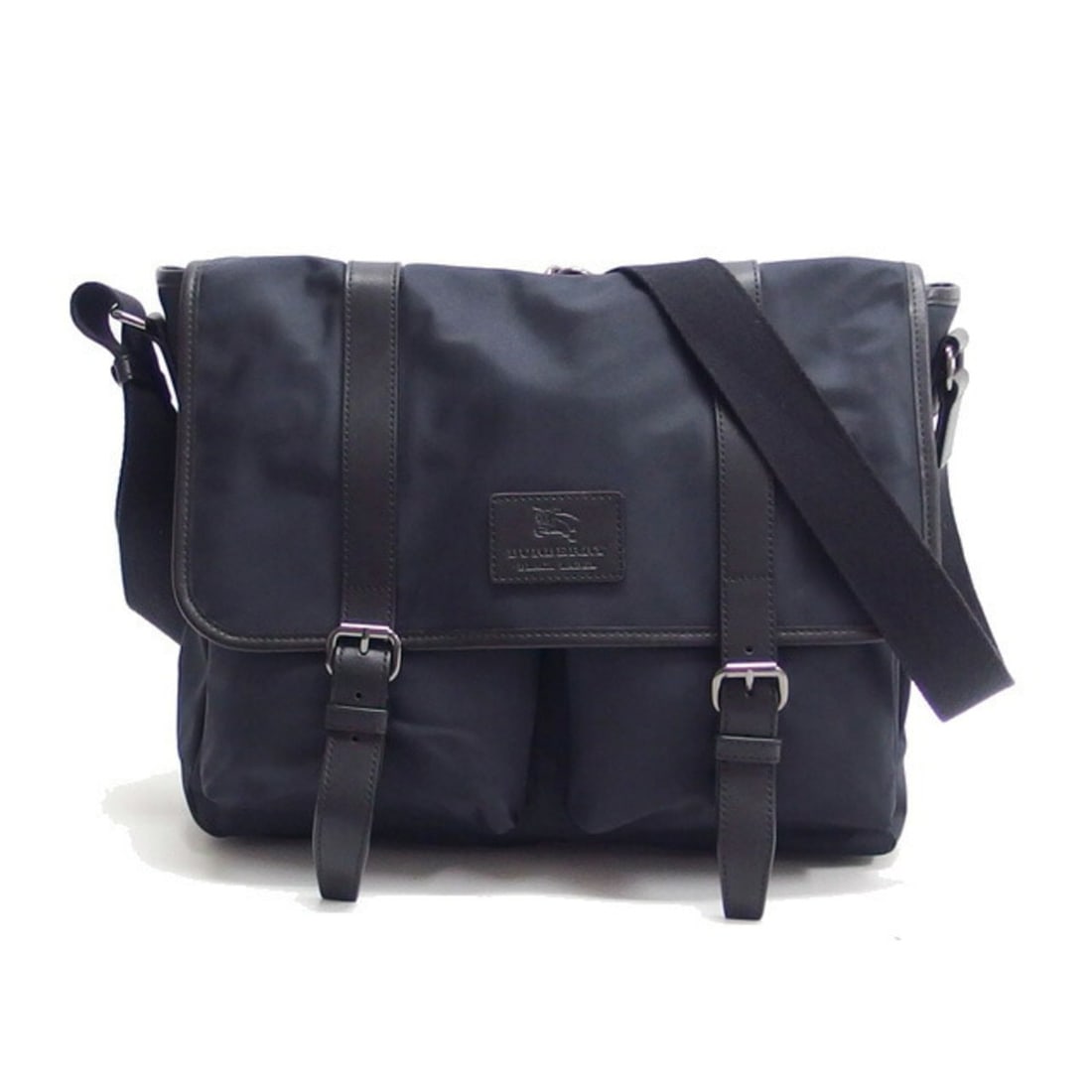 Burberry Black Label Nylon Bag, Dark Navy x: --- Catalog ---Category: SizeSize (HxWxD): 29cm x 34cm x 11cm / 11.41'' x 13.38'' x 4.33''Category: DesignType: Messenger bag, Shoulder bagColor: Black, NavyGender: Men,WomenMaterial: Nylon , Leather 