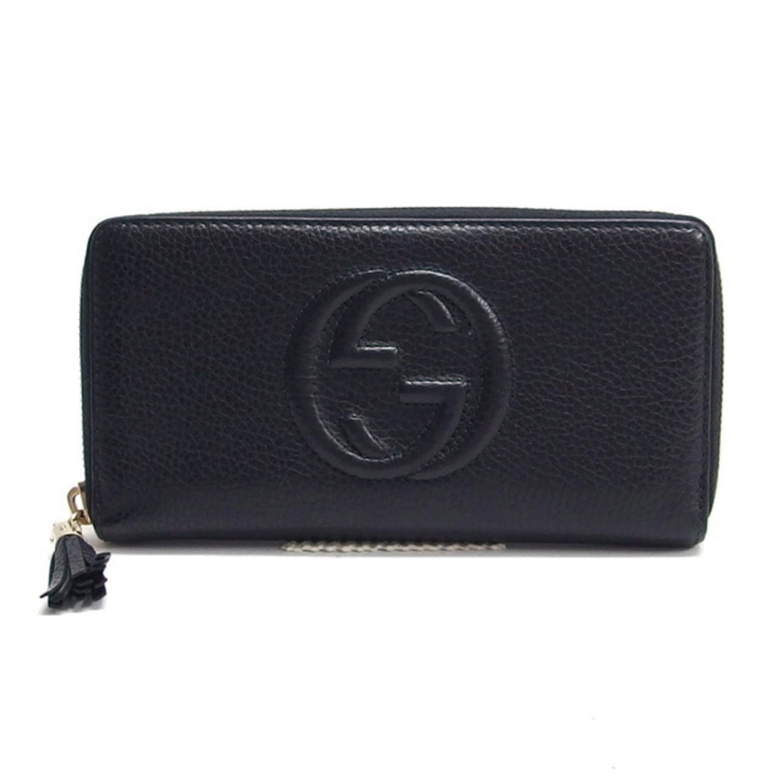 Gucci Soho Interlocking G Round Long Wallet, Black: --- Catalog ---Category: SizeSize (HxWxD): 10cm x 19cm x 2.5cm / 3.93'' x 7.48'' x 0.98''Category: DesignType: Long wallet (bi-fold)Color: BlackGender: WomenMaterial: Leather Leather/Fur Type: Embosse