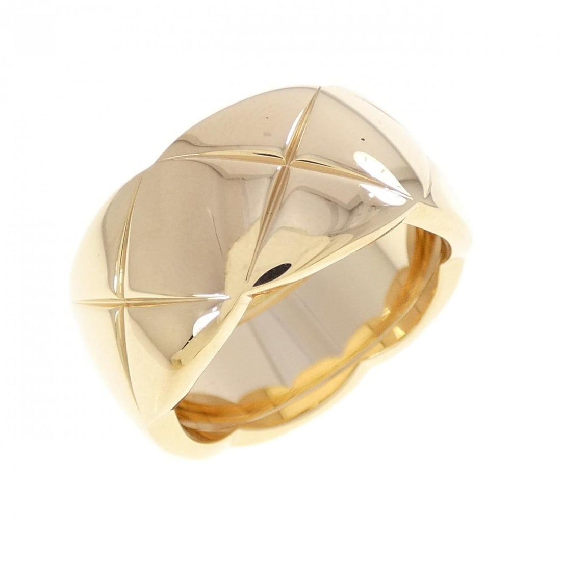 Chanel Coco Crush Large Ring: --- Catalog ---Category: SizeUS Size: 9.5Brand Size: 59Category: DesignType: Band ringGender: Men,WomenMaterial: Yellow gold (18K)Category: GeneralMPN: J10574Brand: Chanel--- Item List ---Section: