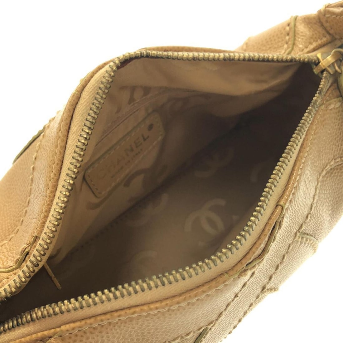 Chanel 25658 Shoulder Bag - 8