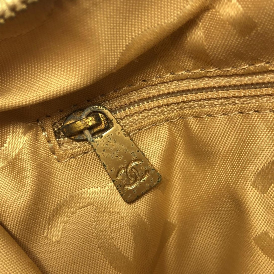 Chanel 25658 Shoulder Bag - 9