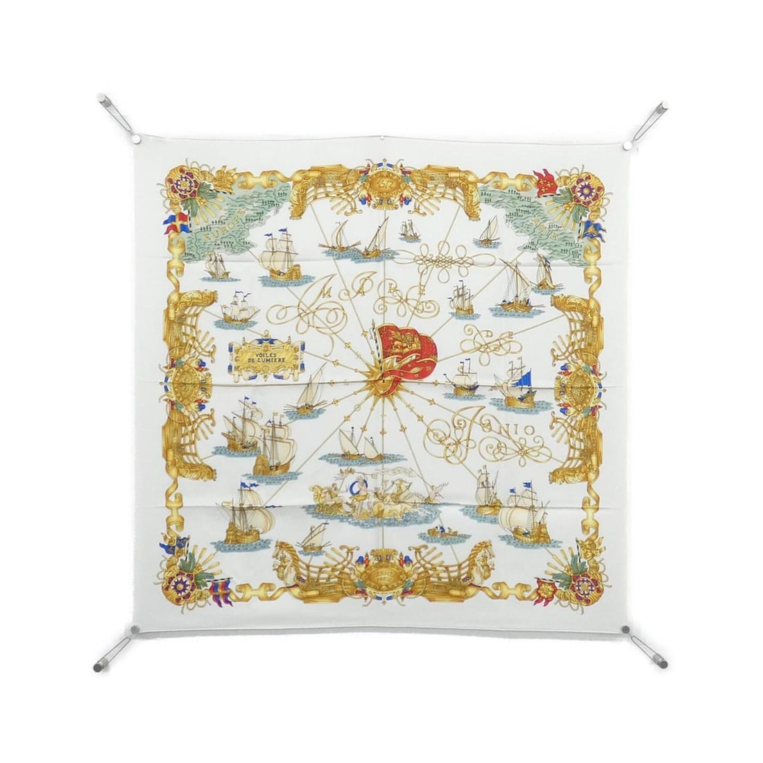 Hermes VOILES DE LUMIERE Carre Scarf Muffler: --- Catalog ---Category: SizeSize (LxW): 90cm x 90cm / 35.43'' x 35.43''Category: DesignType: ScarfColor: WhiteGender: Women,MenMaterial: Silk Category: GeneralBrand: Hermes--- Item List ---Section: C