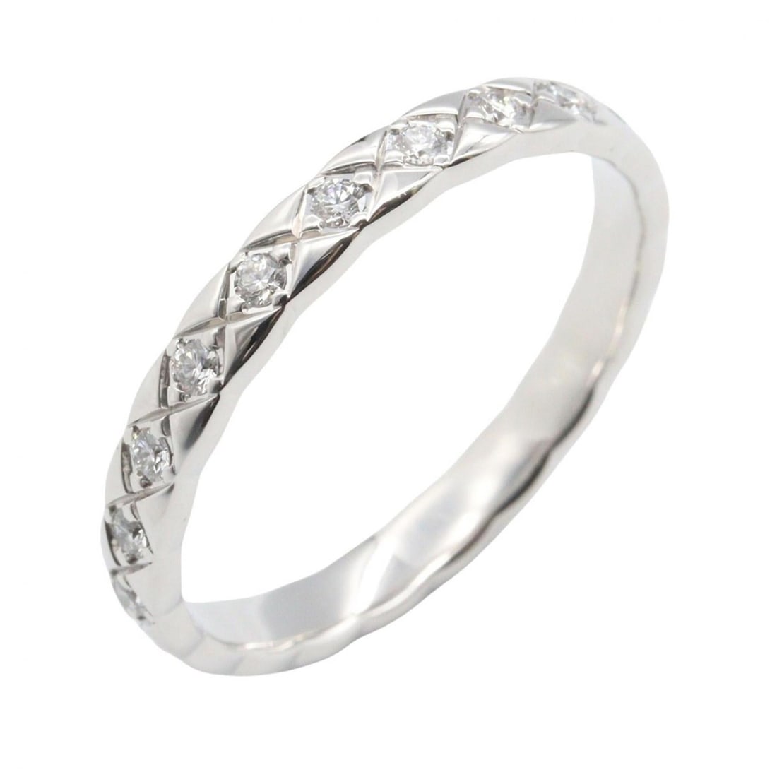 Chanel Coco Crush Ring, Diamond 18K White Gold (18KWG), Women's, Silver/Clear Tone, J11871: --- Catalog ---Category: SizeJP Size: 21.5US Size: 10Category: DesignType: Band ringColor: Clear, SilverGender: WomenMaterial: White gold (18K)Category: GeneralMPN: J11871Brand: Chanel--- Item List --