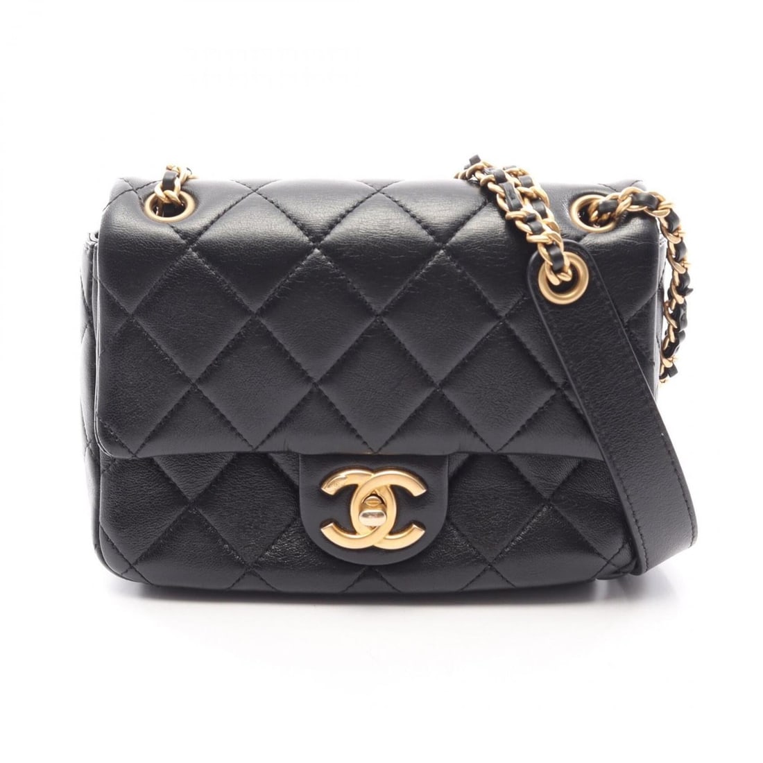 Chanel Matelassé Mini Shoulder Bag/Handbag, Lambskin Leather, Women's, Black: --- Catalog ---Category: SizeSize (HxWxD): 14cm x 18cm x 6cm / 5.51'' x 7.08'' x 2.36''Category: DesignType: Handbag, Shoulder bagColor: BlackGender: WomenMaterial: Leather Leather/Fur Type: LambskinC