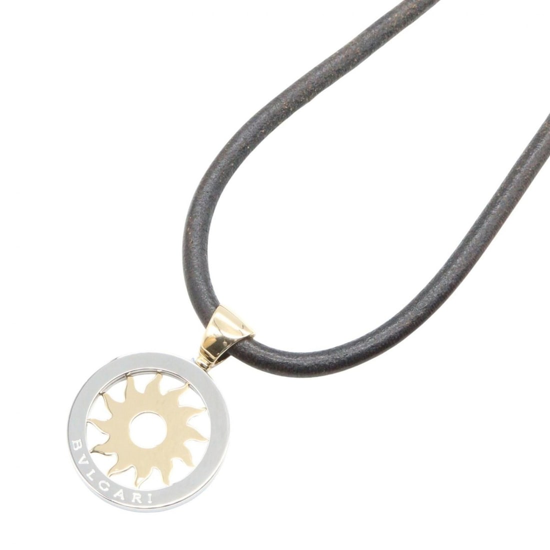 BVLGARI Tondo Sun Necklace - 18K (Yellow Gold) Stainless Steel Men's & Women's Silver Gold Tones: --- Catalog ---Category: SizePendant Size: 30mm x 30mm / 1.18'' x 1.18''Neck Circumference: 49.5 cm / 19.48''Category: DesignColor: Gold, SilverGender: Men,WomenMaterial: Stainless steel, Yellow gold 