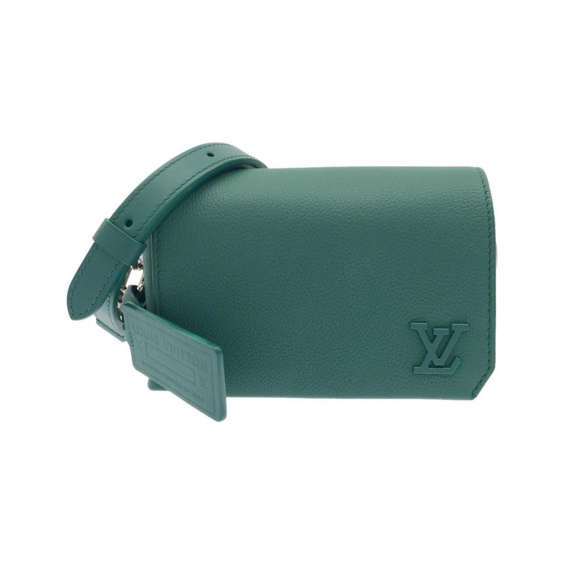 Louis Vuitton LV Aerogram Fastline Wearable Wallet M82367 Shoulder Bag: --- Catalog ---Category: SizeSize (HxWxD): 12cm x 18cm x 6cm / 4.72'' x 7.08'' x 2.36''Category: DesignType: Shoulder bagColor: GreenGender: Men,WomenMaterial: Leather Hardware Color: SilverLeather/Fu