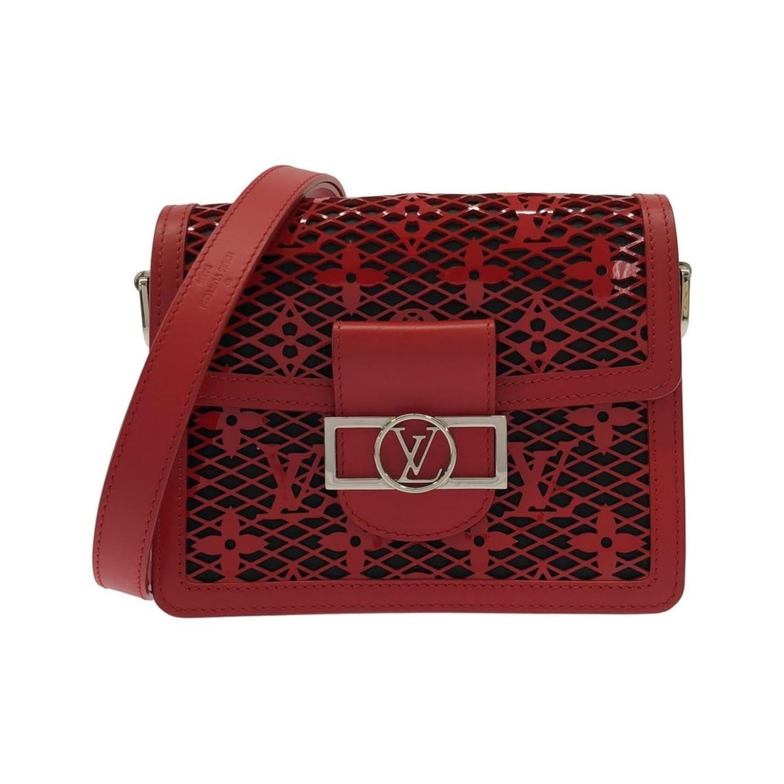 Louis Vuitton Monogram Lace Dauphine MINI M20359 Shoulder Bag: --- Catalog ---Category: SizeSize (HxWxD): 15cm x 20cm x 8.5cm / 5.9'' x 7.87'' x 3.34''Category: DesignType: Shoulder bagColor: RougeGender: Men,WomenMaterial: Leather Hardware Color: SilverLeather/F