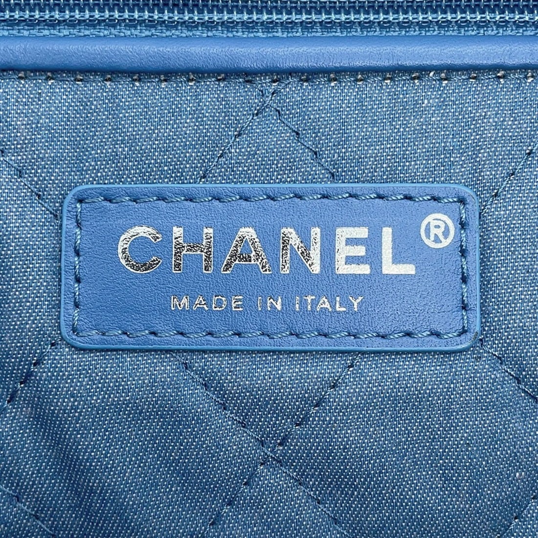 Chanel 31971 Shoulder Bag - 11