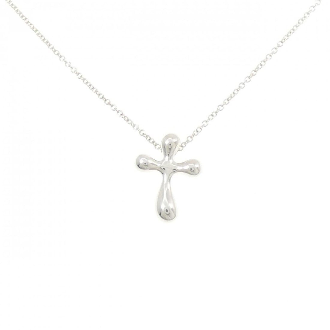 Tiffany Cross Necklace: --- Catalog ---Category: SizePendant Size: 15.7mm x 11.8mm / 0.61'' x 0.46''Neck Circumference: 41 cm / 16.14''Category: DesignGender: WomenMaterial: Silver 925Pendant Type: PendantNecklace Type: