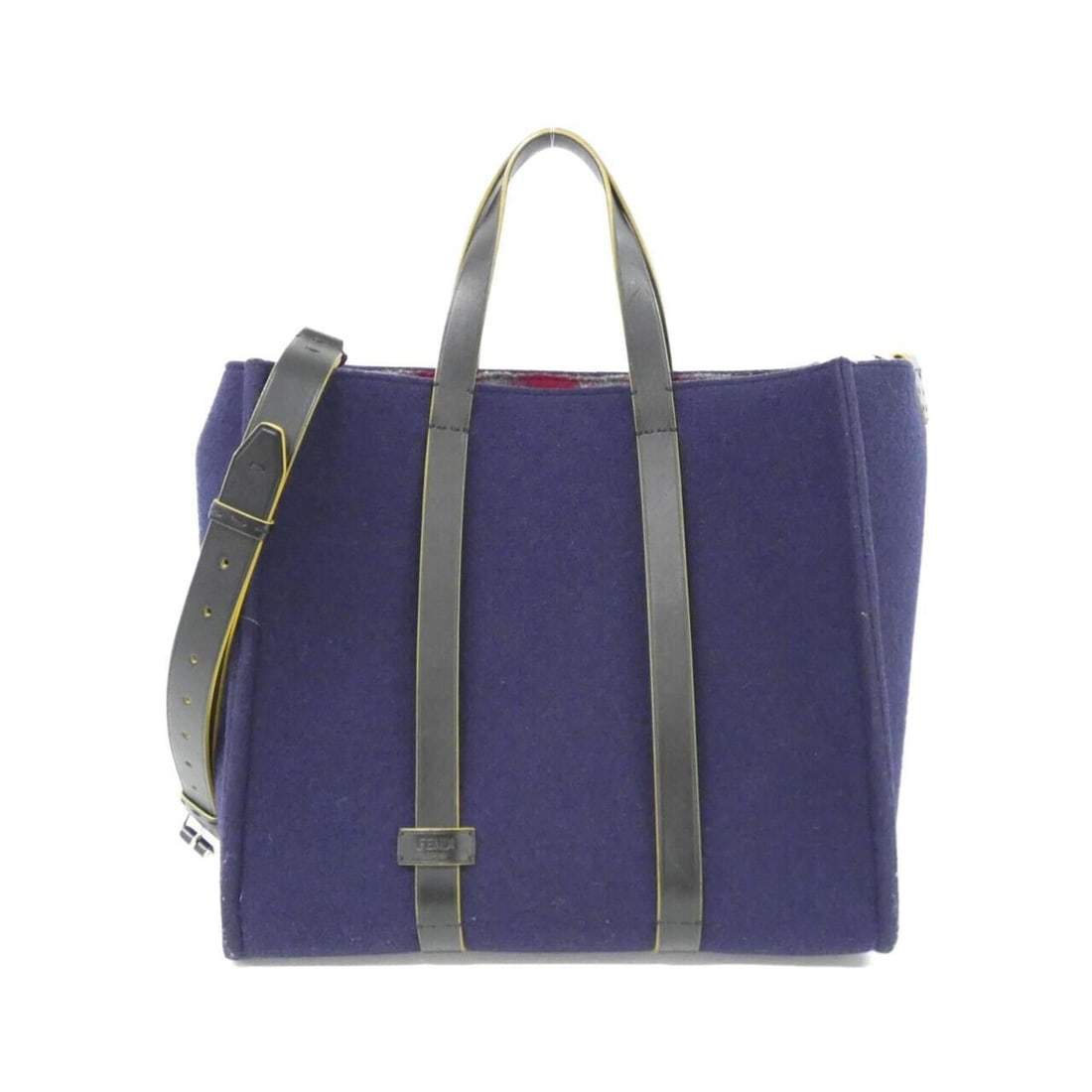 Fendi 7VA390 51N Handbag: --- Catalog ---Category: SizeSize (HxWxD): 35cm x 40cm x 19cm / 13.77'' x 15.74'' x 7.48''Category: DesignType: HandbagColor: NavyGender: Women,MenMaterial: Felt Hardware Color: SilverCategory: