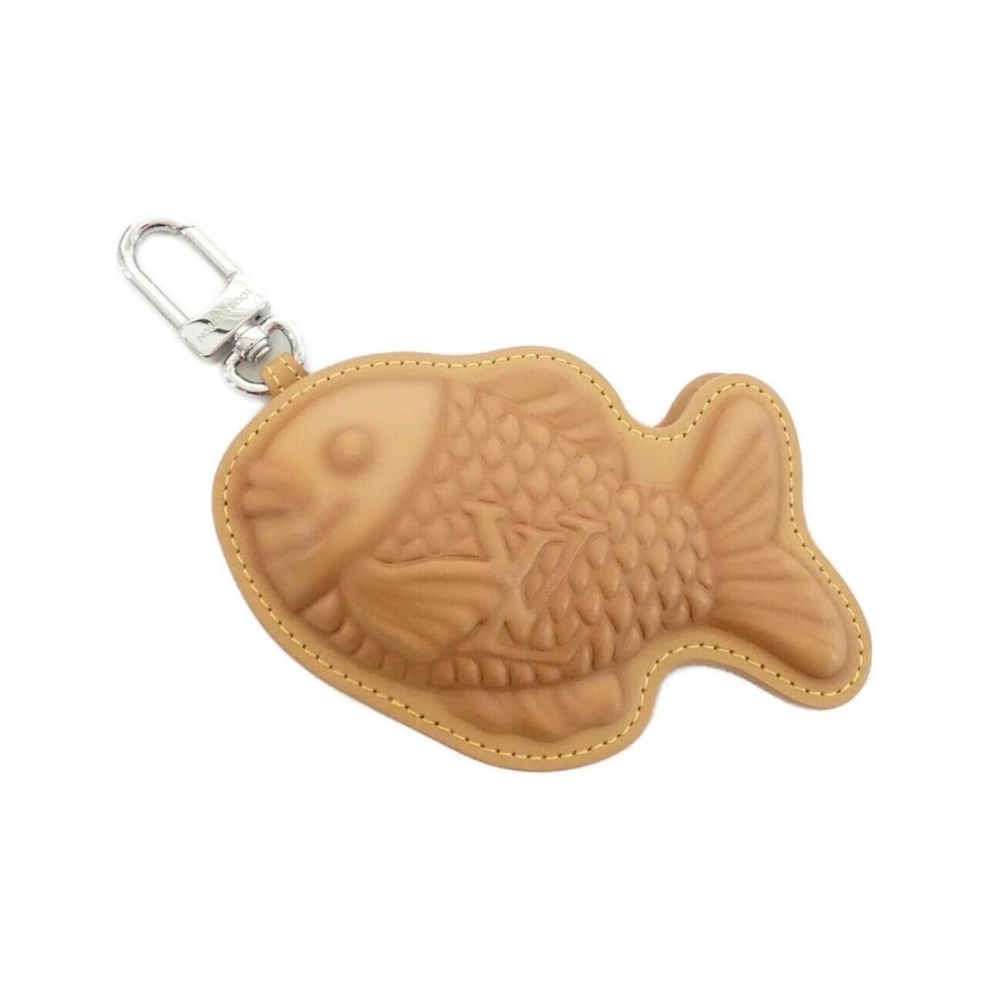 Louis Vuitton Monogram Accessory Bag Charm LV Taiyaki M03360: --- Catalog ---Category: SizeSize (HxWxD): 8.00mm x 12.50mm x 2.50mm / 0.31'' x 0.49'' x 0.10''Category: DesignType: Handbag charmColor: BeigeGender: Women,MenMaterial: Canvas, LeatherLeather/Fur Type