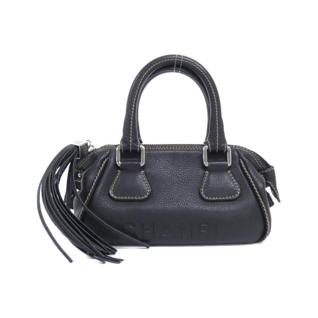 Chanel 23050 handbag: --- Catalog ---Category: SizeSize (HxWxD): 12cm x 23cm x 10cm / 4.72'' x 9.05'' x 3.93''Category: DesignType: HandbagColor: BlackGender: WomenMaterial: Leather Leather/Fur Type: CalfskinCategory: Gene