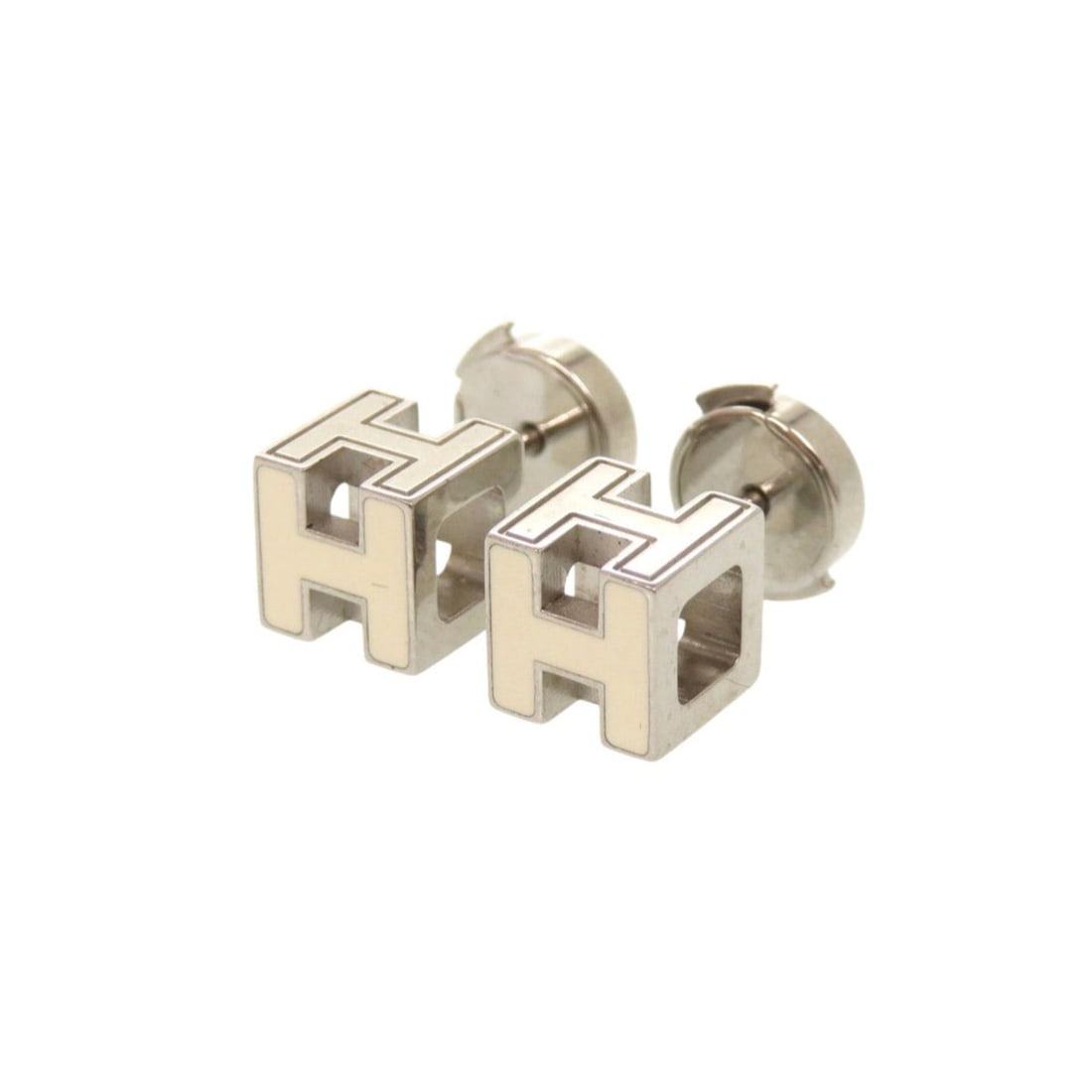 Hermes Cage d'H H-Cube Metal Ivory Silver Hardware Earrings Accessory 0108 HERMES: --- Catalog ---Category: SizeSize (HxWxD): 8.00mm x 8.00mm / 0.31'' x 0.31''Category: DesignType: Stud earringsColor: IvoryGender: WomenMaterial: MetalCategory: GeneralLine: Cage d'hBrand: Hermes--- I