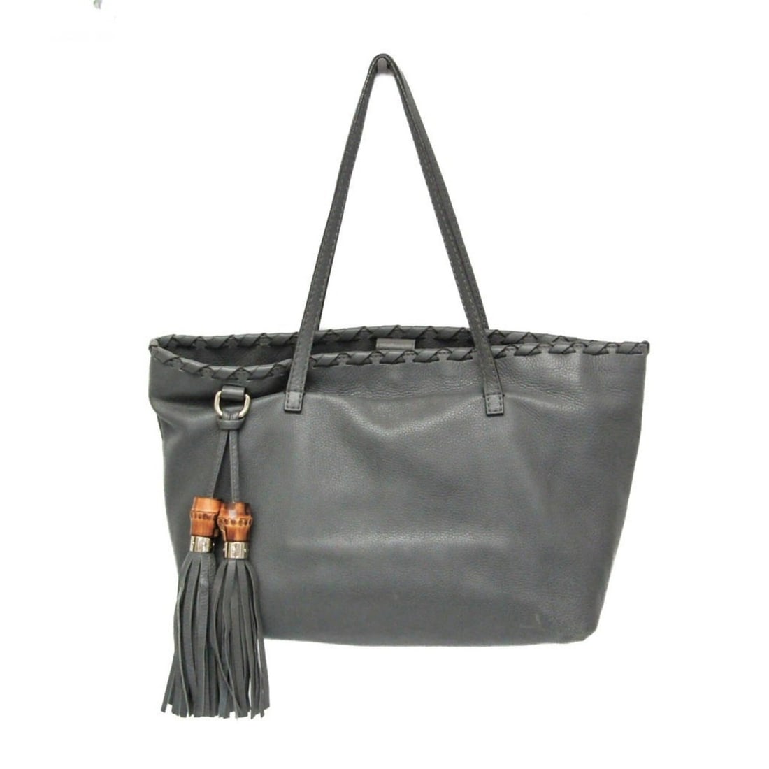 Gucci Bamboo Tassel 354665 Women's Leather Tote Bag Gray: --- Catalog ---Category: SizeHandle Drop: 21.50cm / 8.46''Size (HxWxD): 26cm x 33cm x 15cm / 10.23'' x 12.99'' x 5.9''Handle Length: 62cm / 24.4''Category: DesignType: Tote bagColor: GrayGender: Women