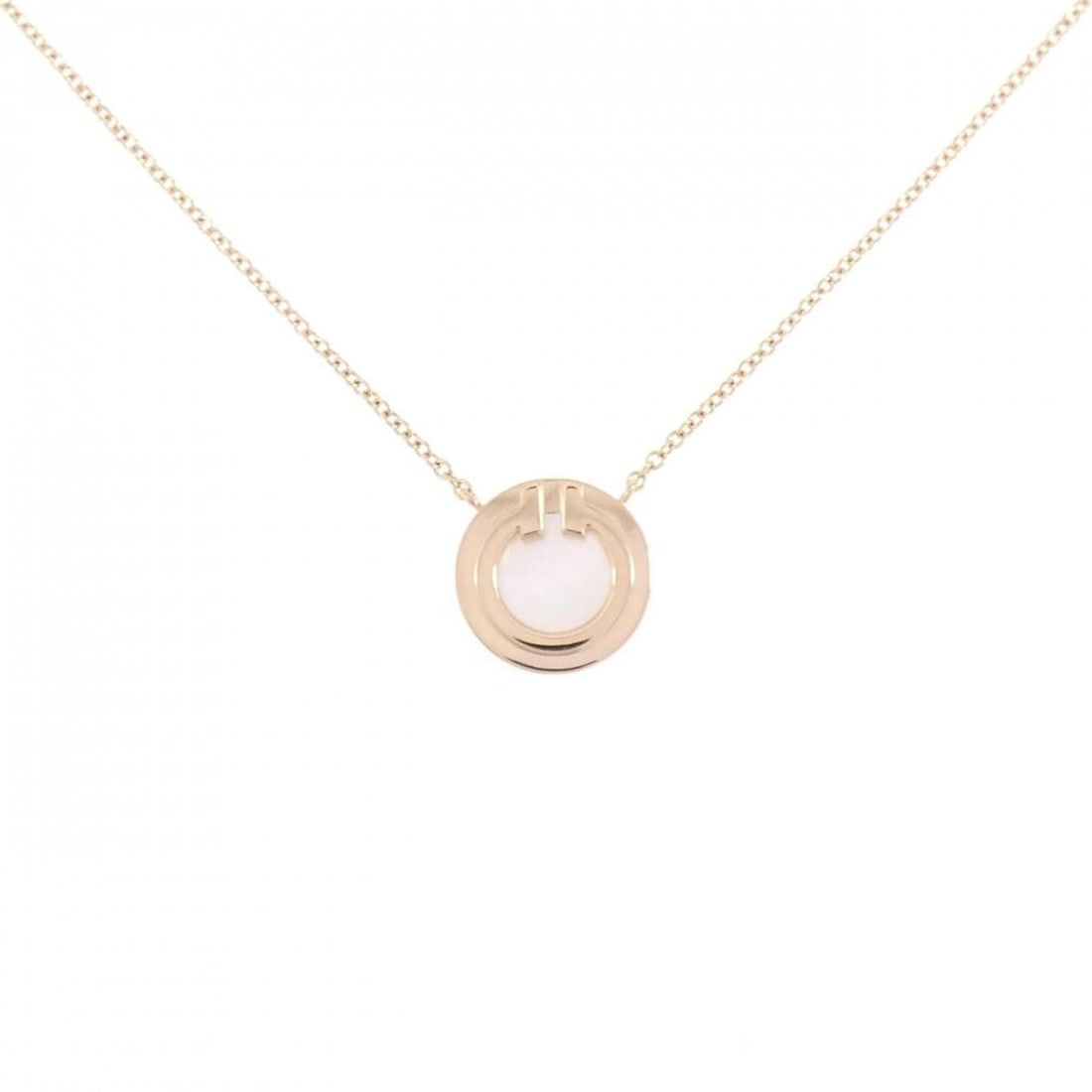 Tiffany T Two Necklace: --- Catalog ---Category: SizeDiameter: 10.8mm / 0.42''Neck Circumference: 41 cm - 46 cm / 16.14'' - 18.11''Category: DesignColor: PinkMetal: GoldStone: Mother of pearlGender: WomenMetal Purity: 18KNec