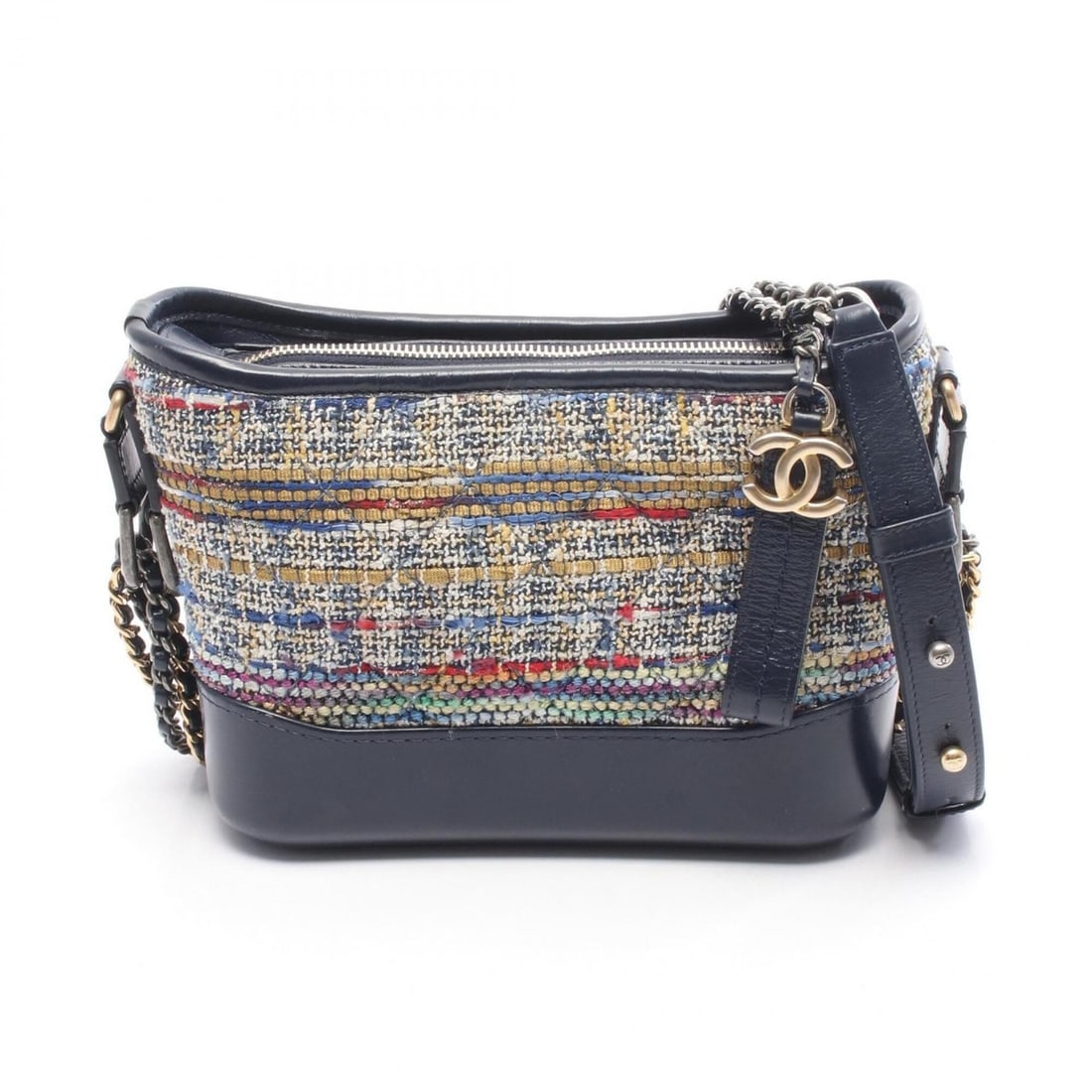 Chanel Gabrielle de Small Hobo Shoulder Bag Handbag Fabric Leather Women's Navy Multicolor: --- Catalog ---Category: SizeSize (HxWxD): 15cm x 20cm x 8cm / 5.9'' x 7.87'' x 3.14''Category: DesignType: Shoulder bagColor: Multi-color, NavyGender: WomenMaterial: Fabric , Leather Category: