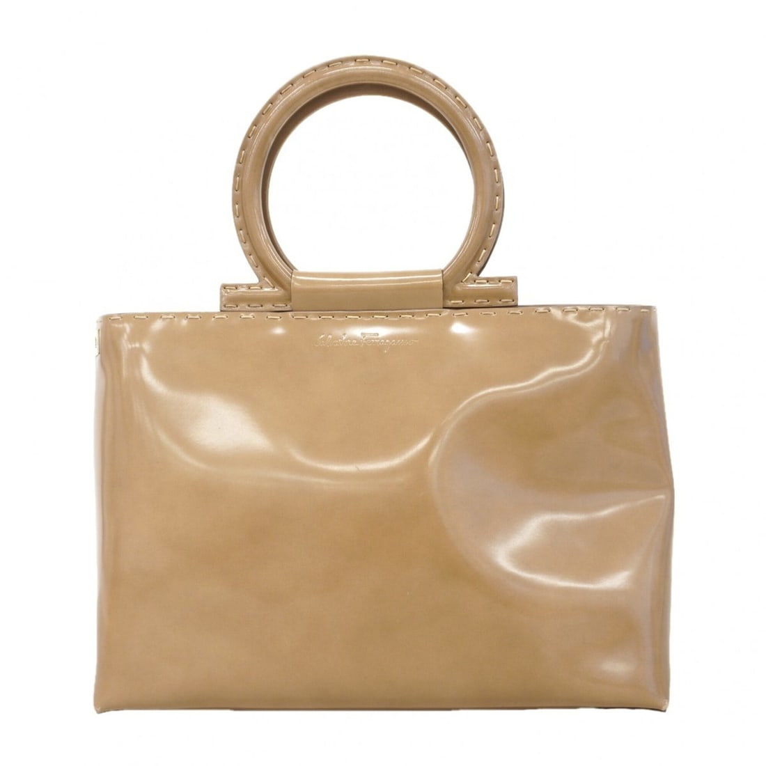 Salvatore Ferragamo Gancini enamel beige handbag for women: --- Catalog ---Category: SizeSize (HxWxD): 21cm x 29.5cm x 11cm / 8.26'' x 11.61'' x 4.33''Category: DesignType: HandbagColor: BeigeGender: WomenHardware Color: GoldCategory: GeneralBrand: Salvatore F