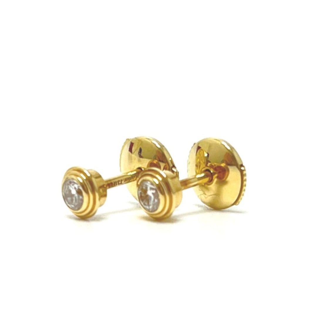 CARTIER Cartier Damour MM Diamants Légers 2-Diamond Earrings, 18K Yellow Gold, Women's Gold: --- Catalog ---Category: SizeSize (HxWxD): 5.00mm x 5.00mm / 0.20'' x 0.20''Category: DesignType: Stud earringsColor: GoldGender: WomenMaterial: Yellow gold (18K)Category: GeneralBrand: Cartier--- Ite