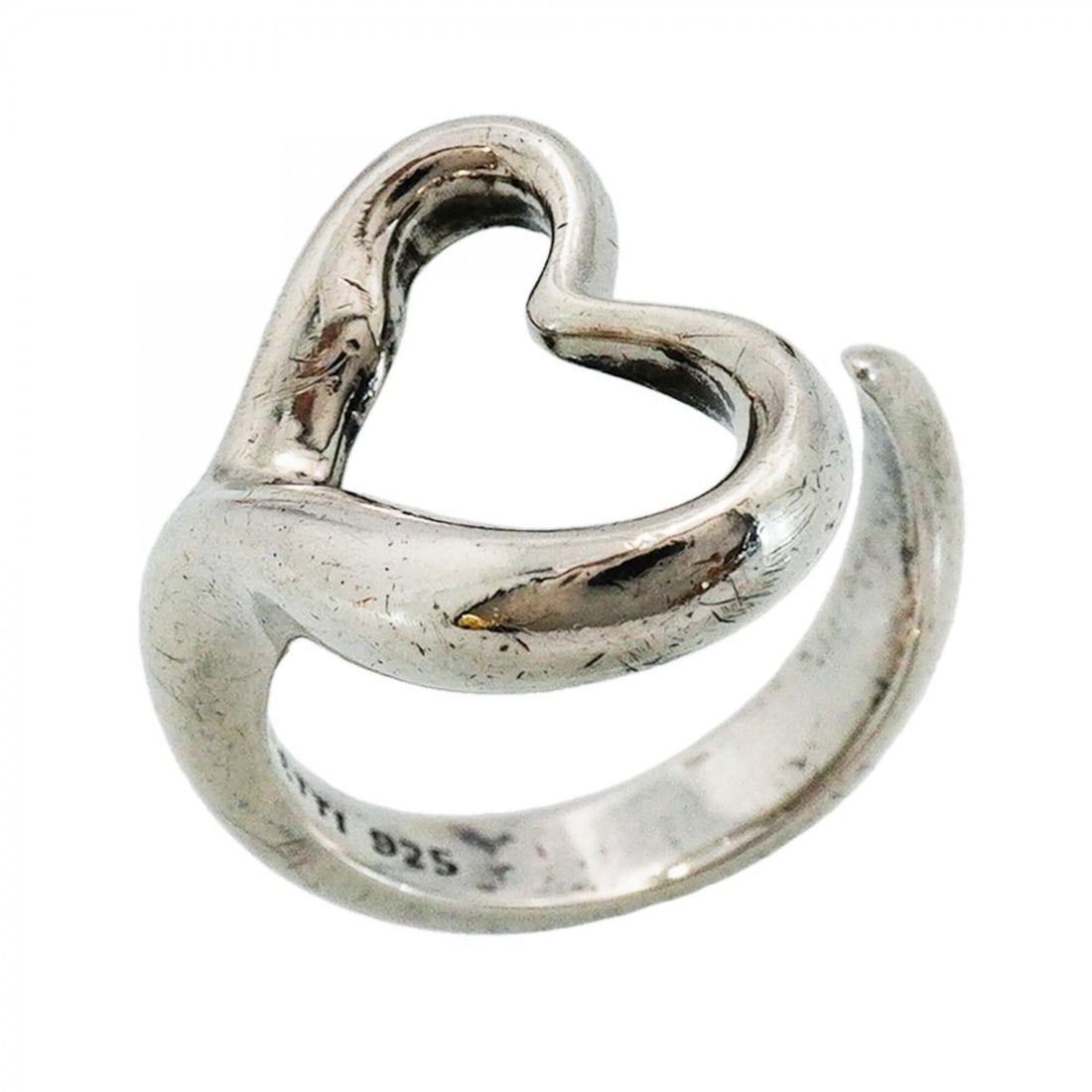Tiffany & Co. Heart Ring, Sterling Silver 925, Size 10.5 (Women's): --- Catalog ---Category: SizeJP Size: 10.5US Size: 5.5Category: DesignType: Band ringGender: WomenMaterial: Silver 925Category: GeneralBrand: Tiffany--- Item List ---Section: ConditionRanking: Rank AB